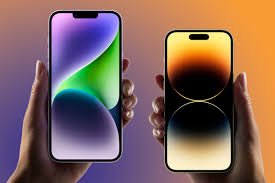 Side-by-side comparison of the iPhone 14 and iPhone 14 Pro, highlighting their design differences, including the flat edges and vibrant colors of the iPhone 14 and the premium finish and ProMotion display of the iPhone 14 Pro.